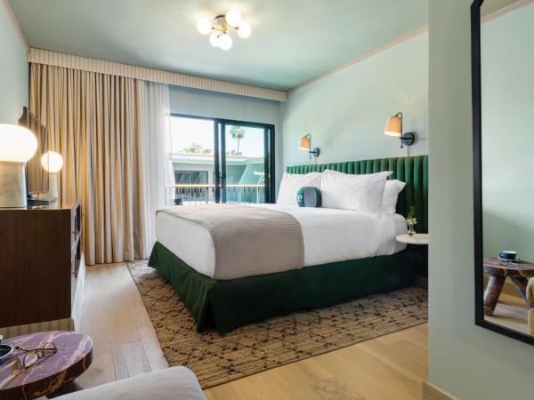 Palihotel Hollywood : photo 2 de la chambre chambre lit king-size avec balcon