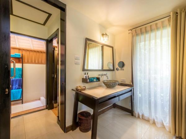 Chada Lanta Beach Resort - SHA Extra Plus : photo 7 de la chambre villa avec piscine privée