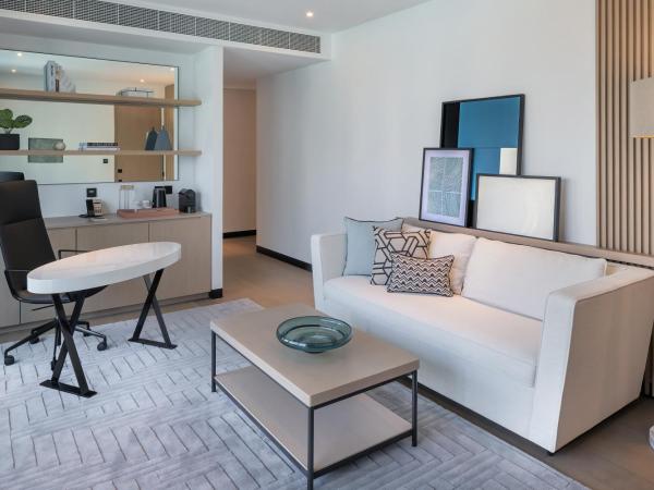 Vida Dubai Marina & Yacht Club : photo 4 de la chambre suite deluxe avec balcon privé - vue sur ville