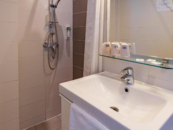 Htel Le Mondon : photo 7 de la chambre chambre simple classique avec douche (sans climatisation)