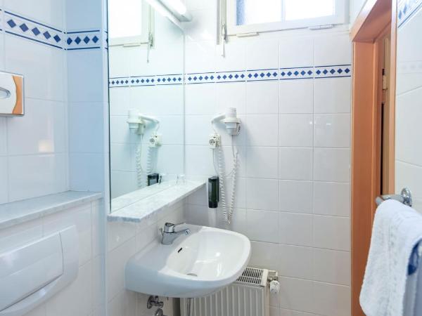 ACHAT Sternhotel Bonn : photo 6 de la chambre chambre simple Économique