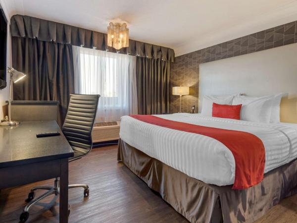 Best Western Plus Village Park Inn : photo 2 de la chambre suite lit king-size – non-fumeurs