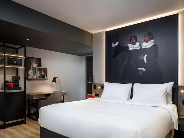 Radisson RED Hotel, Liverpool : photo 3 de la chambre chambre premium - vue st georges