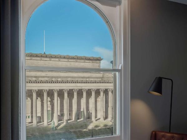 Radisson RED Hotel, Liverpool : photo 5 de la chambre chambre supérieure - vue st georges
