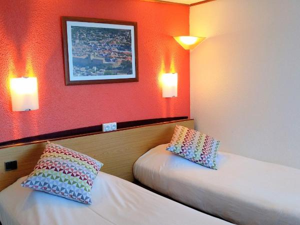 Campanile Salon-De-Provence : photo 3 de la chambre chambre lits jumeaux