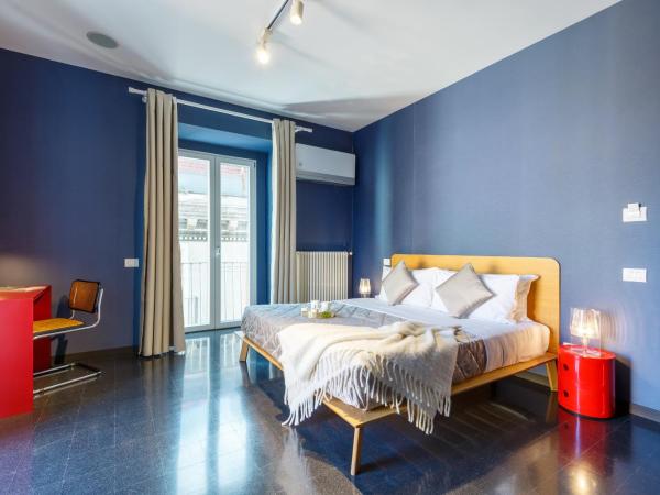 Dimora Doria d'Angri : photo 5 de la chambre chambre double deluxe - vue latérale sur mer