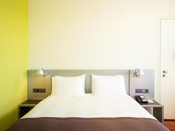 Holiday Inn Bern Westside, an IHG Hotel : photo 10 de la chambre chambre double de caractère - vue panoramique - non-fumeurs