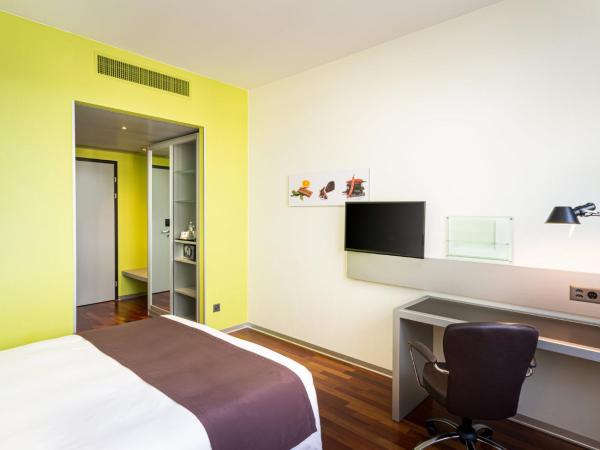 Holiday Inn Bern Westside, an IHG Hotel : photo 9 de la chambre chambre standard