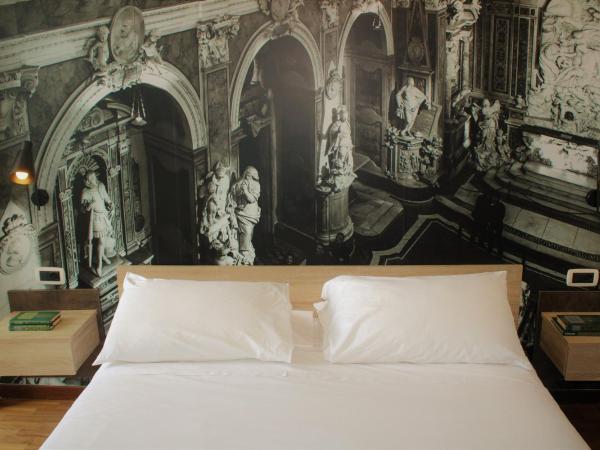 De Gasperi 55 : photo 9 de la chambre chambre double deluxe avec vue sur château