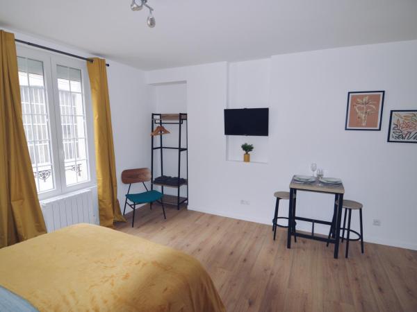 Studios Lsquare Residence AFPA : photo 3 de la chambre studio lit king-size