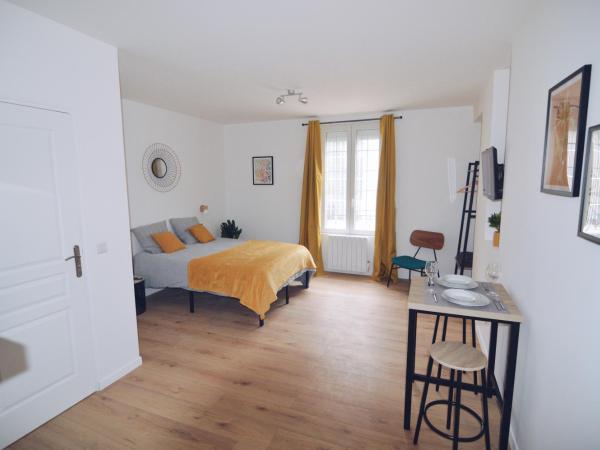 Studios Lsquare Residence AFPA : photo 4 de la chambre studio lit king-size
