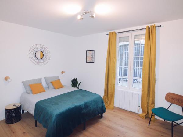 Studios Lsquare Residence AFPA : photo 2 de la chambre studio lit king-size