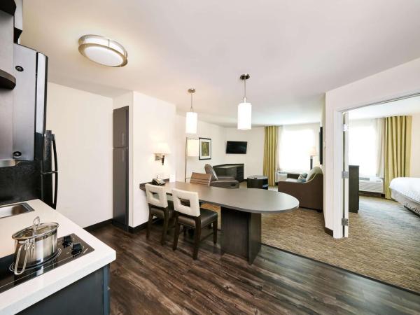 Sonesta Simply Suites Dallas Galleria : photo 6 de la chambre suite lit queen-size 1 chambre