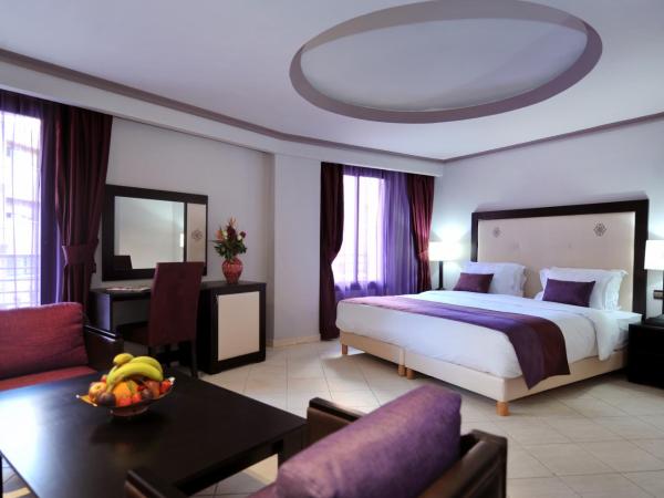 Blue Sea Le Printemps : photo 6 de la chambre suite deluxe avec lit king-size