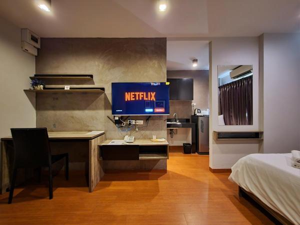 My Loft Residence : photo 8 de la chambre studio avec balcon 