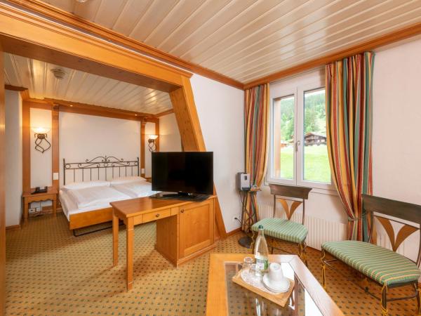 Derby Swiss Quality Hotel : photo 1 de la chambre chambre double confort basique avec coin salon - sans balcon