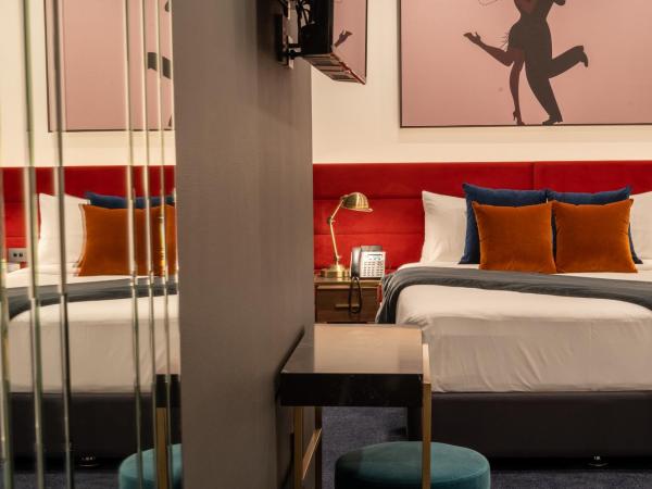 TRYP by Wyndham Wellington, Tory Street : photo 1 de la chambre chambre lit queen-size