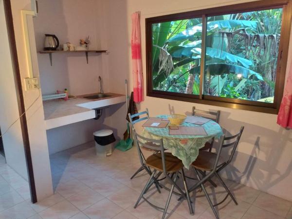 Kamrai Resort : photo 7 de la chambre bungalow with pool view
