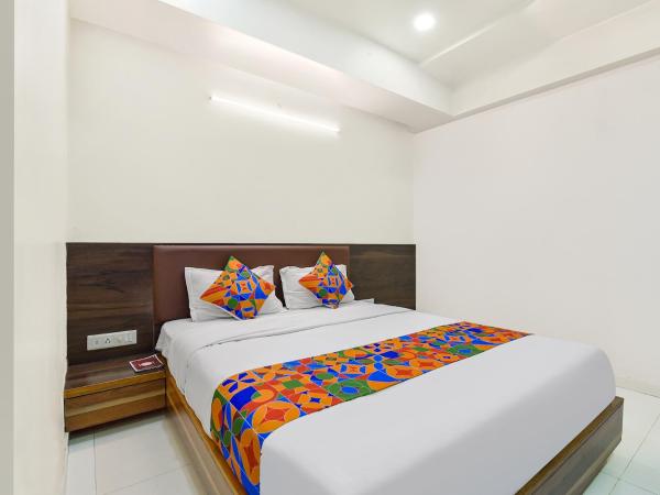 FabHotel Crystal, Odhav : photo 1 de la chambre chambre deluxe