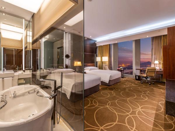 InterContinental Nanjing, an IHG Hotel : photo 8 de la chambre classic double room with two double beds and lake view