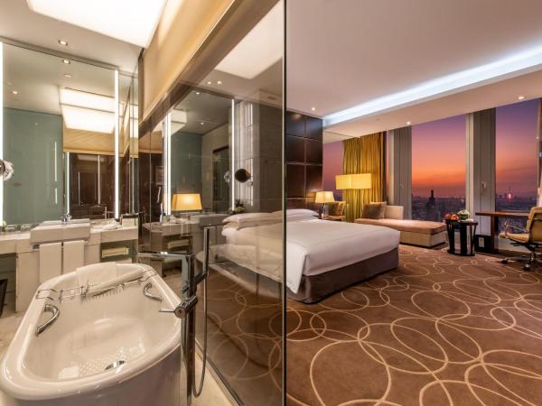 InterContinental Nanjing, an IHG Hotel : photo 6 de la chambre chambre lit king-size classique avec vue sur la ville