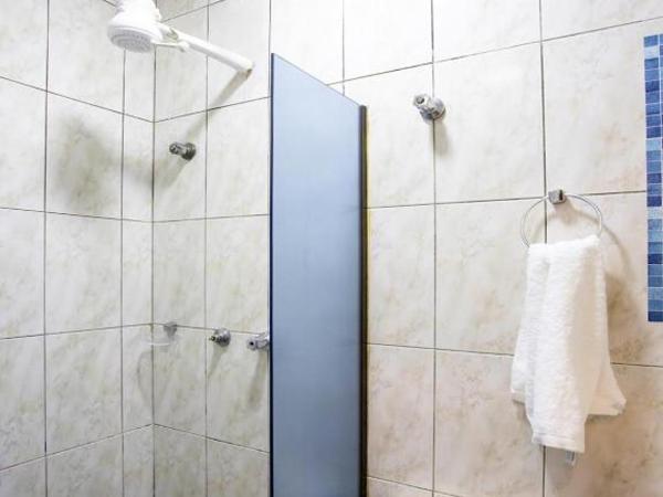 Hotel Urban : photo 7 de la chambre chambre lits jumeaux Économique