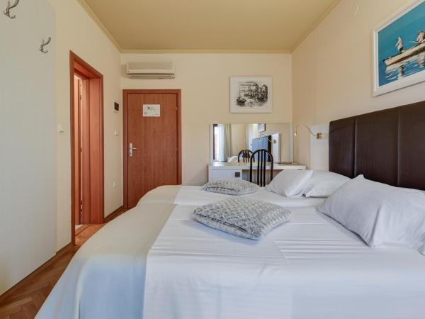 Hotel Marinko : photo 4 de la chambre chambre lits jumeaux standard