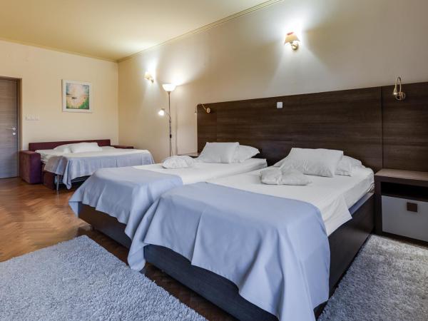 Hotel Marinko : photo 1 de la chambre chambre triple confort