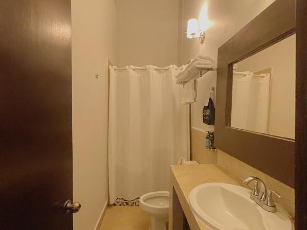 Hotel Casona Oaxaca : photo 9 de la chambre chambre double deluxe avec balcon