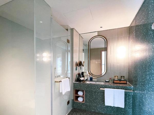 voco Nanjing Garden Expo, an IHG Hotel : photo 4 de la chambre chambre lit king-size standard avec vue sur cour