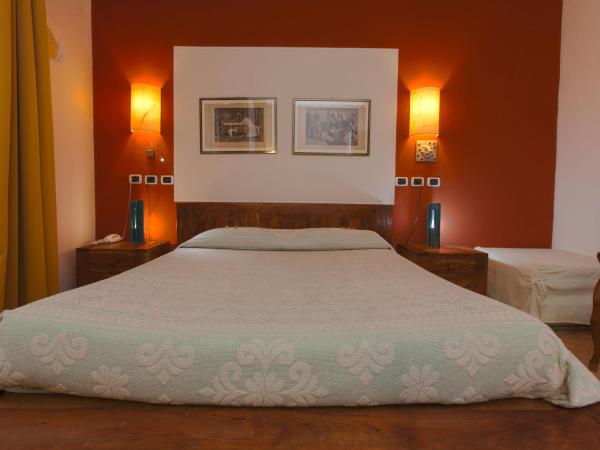 Maison Savoia B&b Apartment : photo 5 de la chambre chambre double ou lits jumeaux