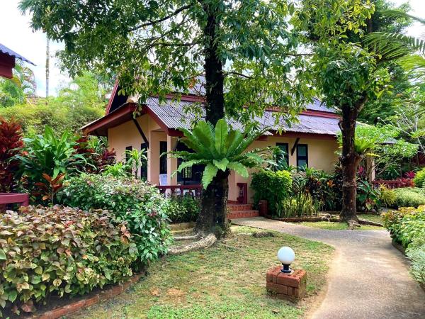 Jasmin Resort - SHA Plus : photo 4 de la chambre bungalow - vue sur jardin