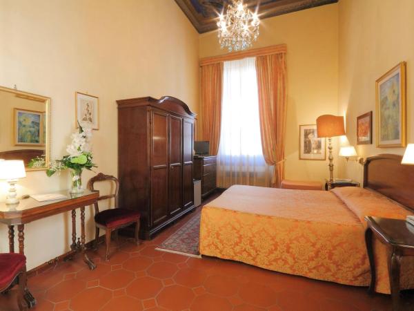 Hotel Villa Liana : photo 5 de la chambre chambre triple