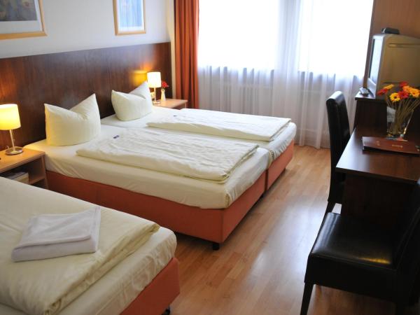 Hotel Italia : photo 3 de la chambre chambre triple