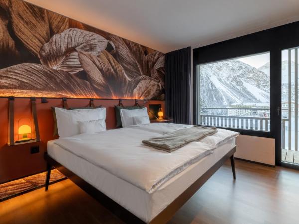 Aves Arosa : photo 4 de la chambre lifestyle mountain view room with balcony