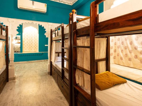 Hostel Mantra : photo 3 de la chambre lit dans dortoir mixte de 8 lits 