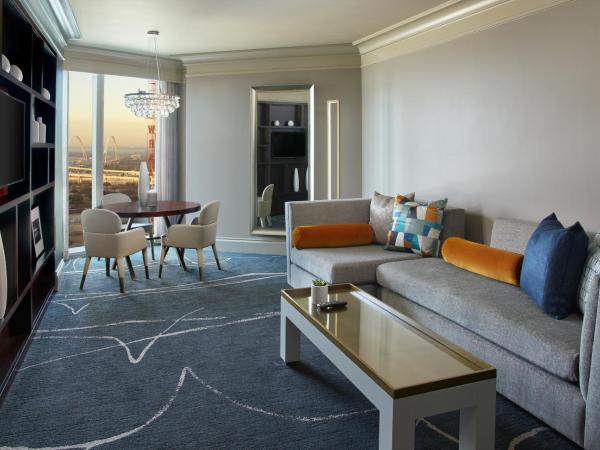 Omni Dallas Hotel : photo 3 de la chambre suite lit king-size exécutive