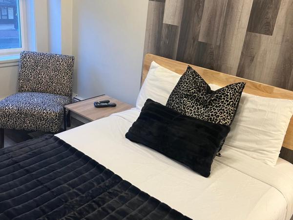 Commercial Hotel : photo 1 de la chambre chambre double deluxe avec baignoire