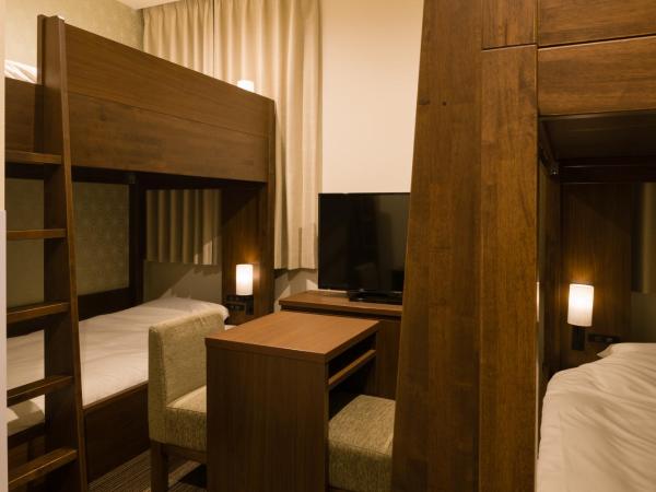 Tosei Hotel Cocone Ueno : photo 5 de la chambre chambre quadruple avec lits superposés - non-fumeurs