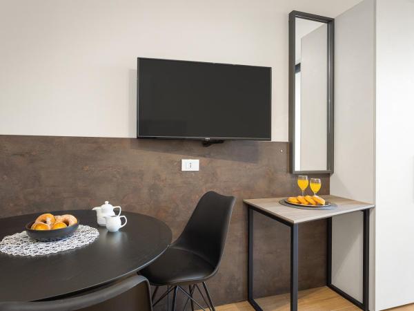 Residence Del Mar Emotion : photo 4 de la chambre studio avec balcon (2 personnes)