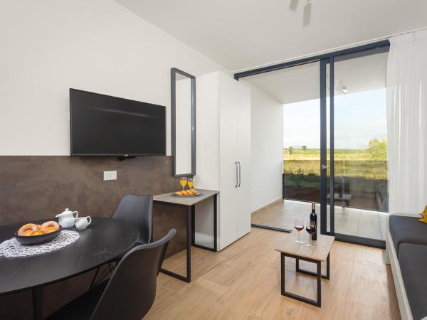 Residence Del Mar Emotion : photo 9 de la chambre studio avec balcon (2 personnes)