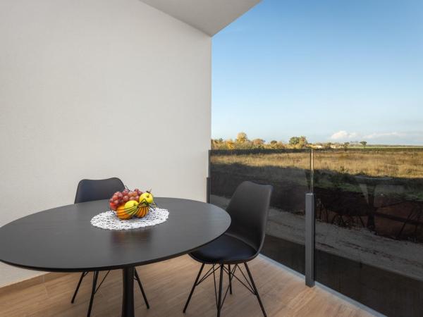 Residence Del Mar Emotion : photo 2 de la chambre appartement 1 chambre avec balcon (4 personnes)