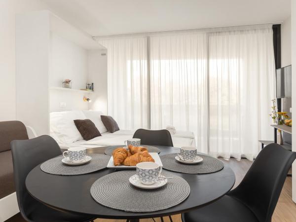 Residence Del Mar Emotion : photo 5 de la chambre appartement 1 chambre avec balcon (4 personnes)