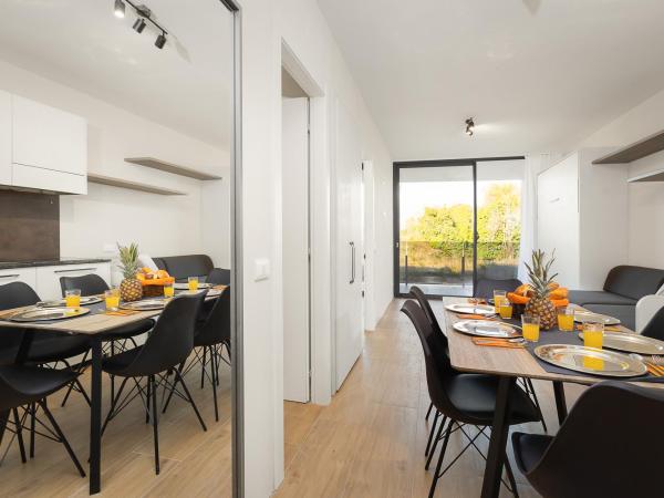 Residence Del Mar Emotion : photo 5 de la chambre appartement 2 chambres avec balcon (6 personnes)