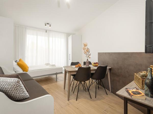 Residence Del Mar Emotion : photo 1 de la chambre appartement 1 chambre deluxe avec balcon (4 personnes)