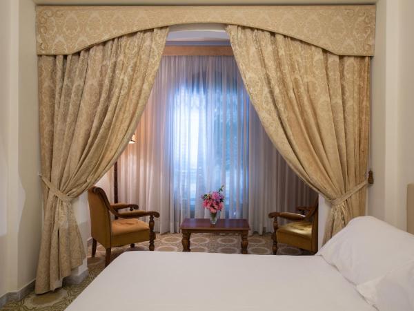 Hotel Lido Mediterranee : photo 7 de la chambre chambre quadruple - vue sur mer