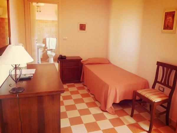 Villa Maria Pia : photo 4 de la chambre chambre simple