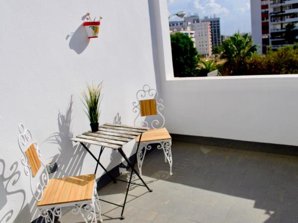 Casa Xanadu Seville - Boutique rooms with terraces : photo 8 de la chambre chambre lits jumeaux avec terrasse