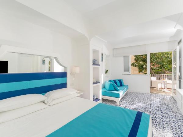 Hotel Antiche Mura : photo 1 de la chambre chambre double avec patio