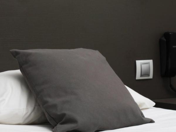 Logis Hôtel Le Mas De Jossyl : photo 3 de la chambre chambre lits jumeaux